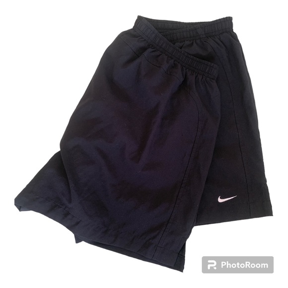 L Nike Black Fit Dry Shorts - Picture 1 of 4